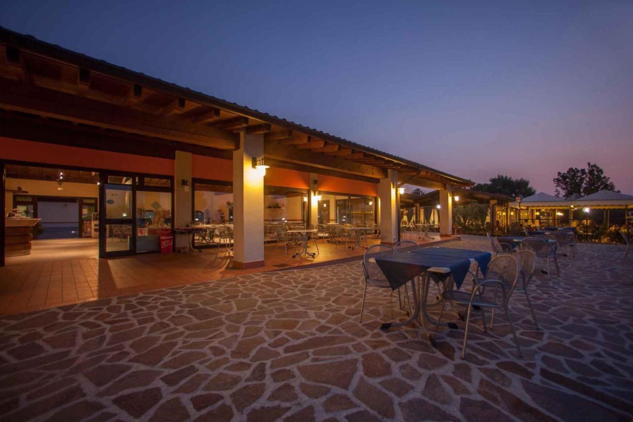 Holiday Homes In Sirmione/Gardasee 22174 Exterior photo