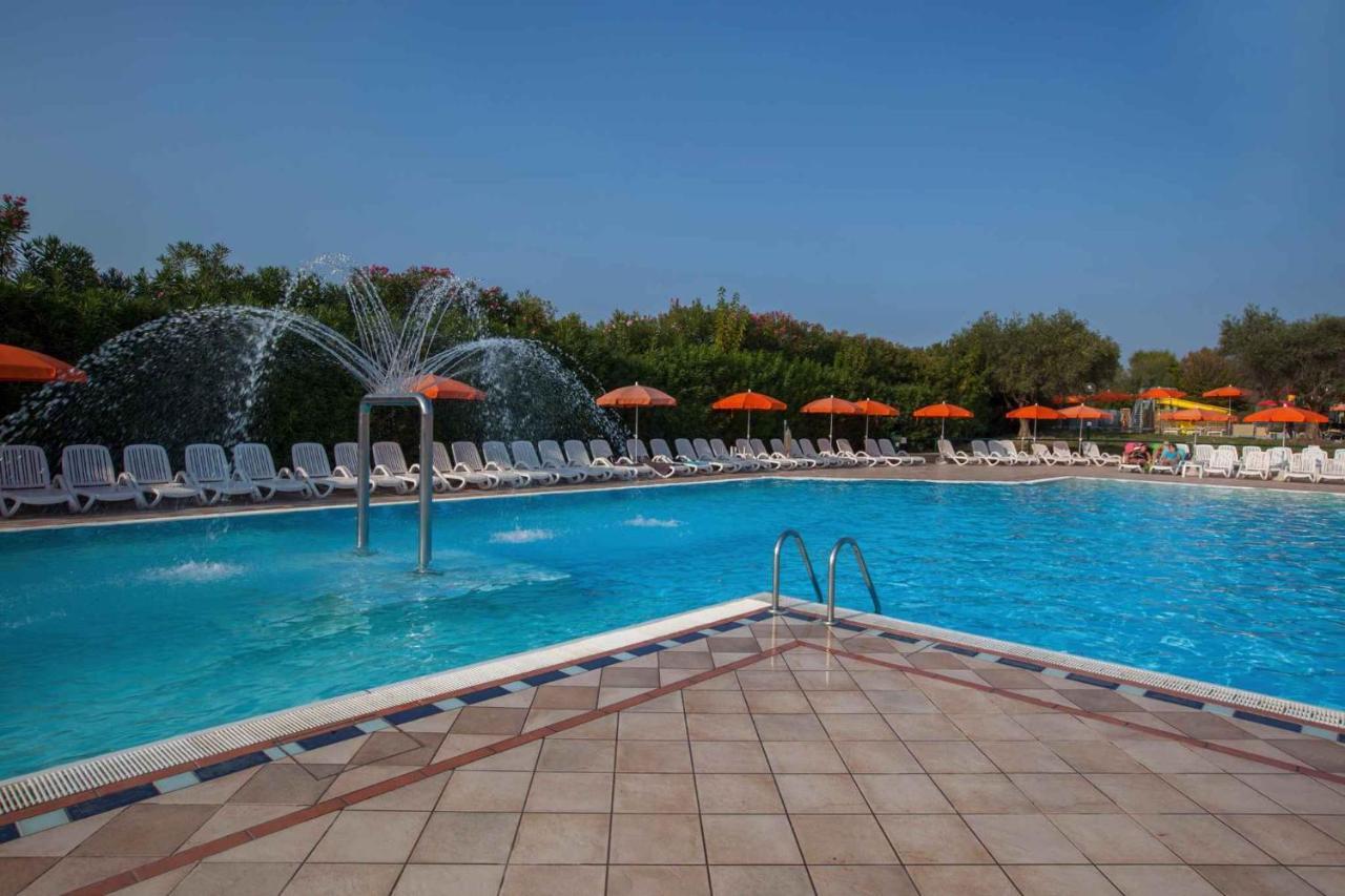 Holiday Homes In Sirmione/Gardasee 22174 Exterior photo